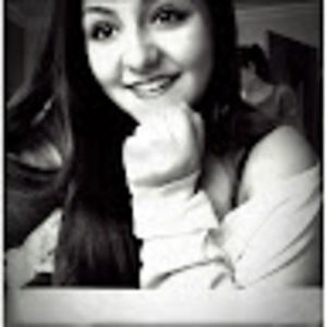 Meet your Posher, Dina